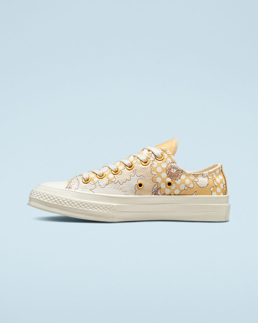 Women's Converse Chuck 70 Crafted Florals Low Top Shoes Mango / Black | AU CE083E